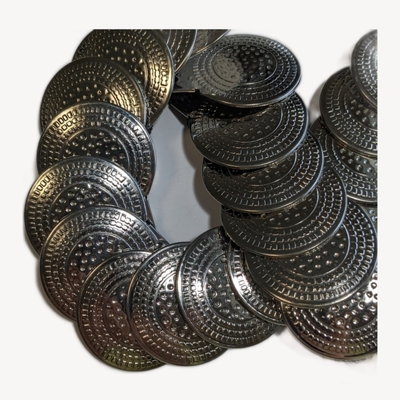 Statement silvertone medallion cinch belt sz S/M - Picture 7 of 8